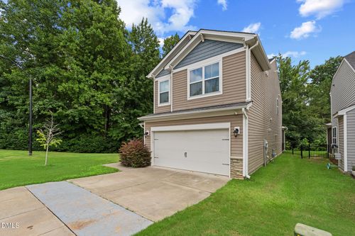 3964 White Kestrel Dr, Raleigh, NC, 27616-9795 | Card Image