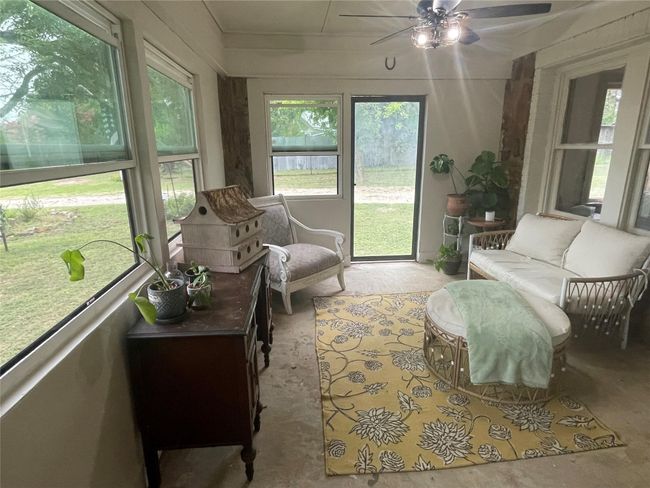 102 Walnut Ave, House other with 4 bedrooms, 2 bathrooms and null parking in Walnut Springs TX | Image 7