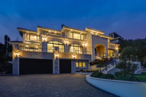 805 King Georges Way, West Vancouver, BC, V7S1S4 | Card Image