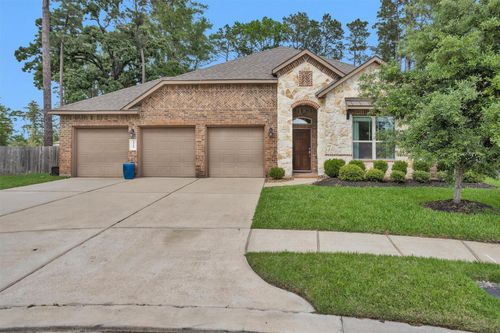 14105 Sun Notch Dr, Conroe, TX, 77384-5626 | Card Image