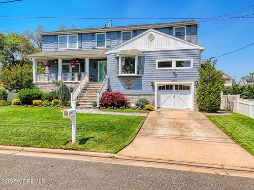 111 Hillcrest Ave, Neptune, NJ, 07753-5728 | Card Image
