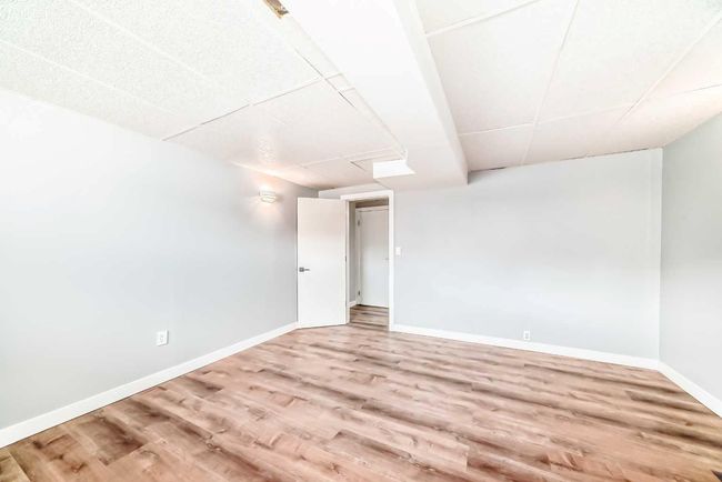 11 Cedargrove Way Sw, House other with 4 bedrooms, 3 bathrooms and 2 parking in Calgary AB | Image 32