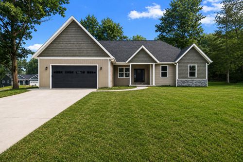 64 Arapaho Trl, Coldwater, MI, 49036-1286 | Card Image