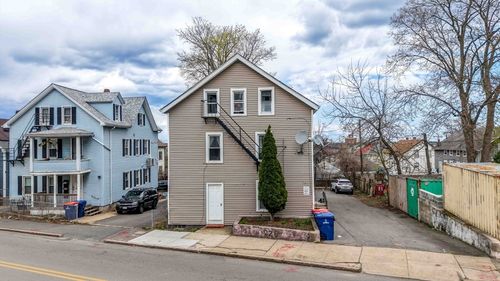 826 County St, New Bedford, MA, 02740-6952 | Card Image