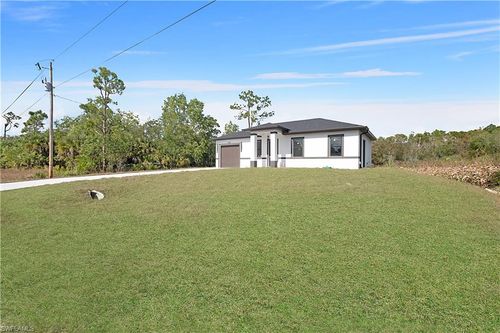 2107 E 13th St, Lehigh Acres, FL, 33972 | Card Image