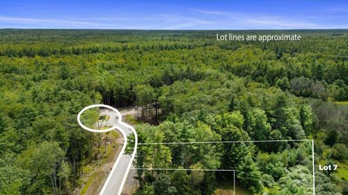 3 Dogwood Circle, Kennebunk, ME, 04043 | Card Image