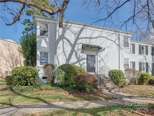 apt-a-220 Wakefield Dr, Charlotte, NC, 28209-3263 | Card Image