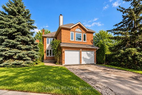 63 Laurelcrest St, Brampton, ON, L6S5W3 | Card Image