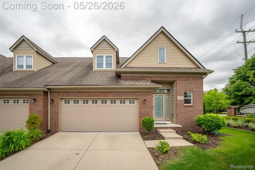 42384 Gateway Dr, Plymouth, MI, 48170-5440 | Card Image