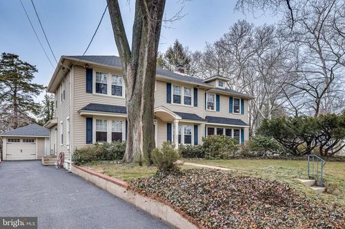401 W 3rd St, Moorestown, NJ, 08057-2305 | Card Image