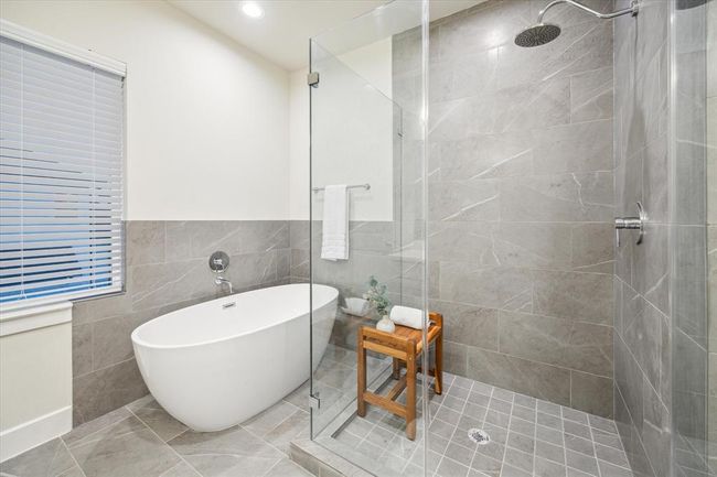 *Not of actual home, recently completed home by City Choice Homes with similar floor-plan & finishes - all finishes are subject to change* | Image 25