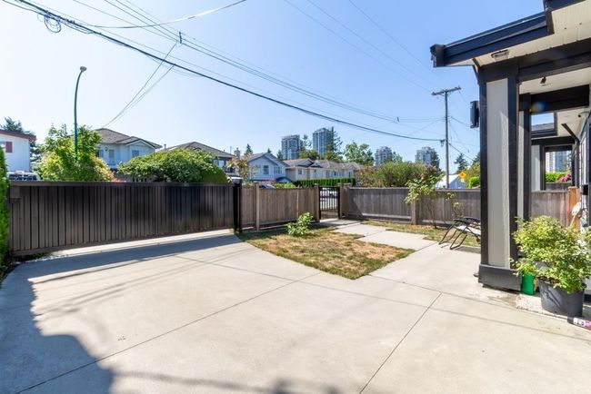 7471 Rosewood Street, Home with 4 bedrooms, 3 bathrooms and null parking in Burnaby BC | Image 3