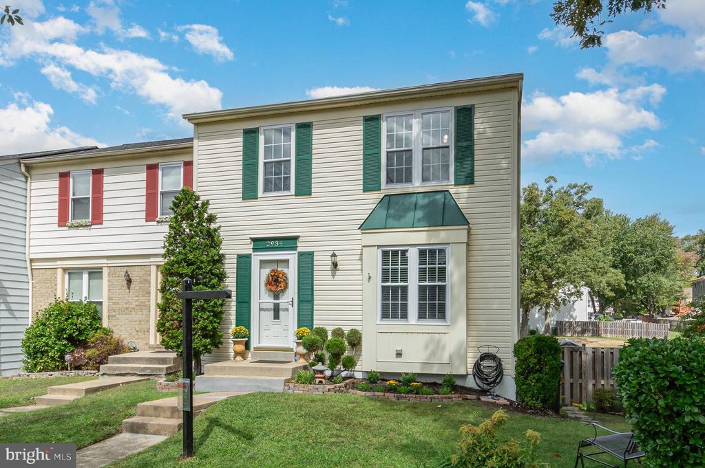 Madeira Ct, Woodbridge, VA 22192