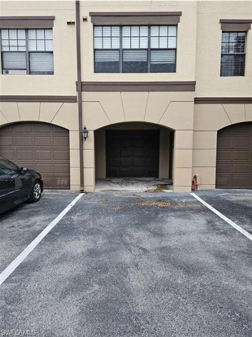 apt-104-12975 Positano Cir, NAPLES, FL, 34105-4907 | Card Image