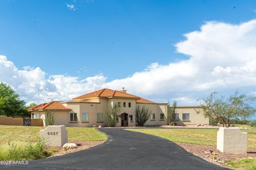 6027 E Andalusian Ct, Hereford, AZ, 85615-9777 | Card Image