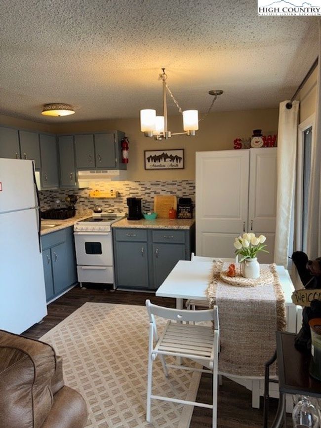 13B - 142 Top Of Seven Dr, Condo with 1 bedrooms, 1 bathrooms and null parking in Seven Devils NC | Image 7