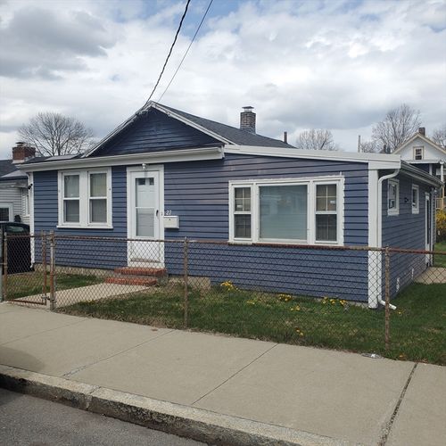 27 Halborn St, Boston, MA, 02126-2312 | Card Image