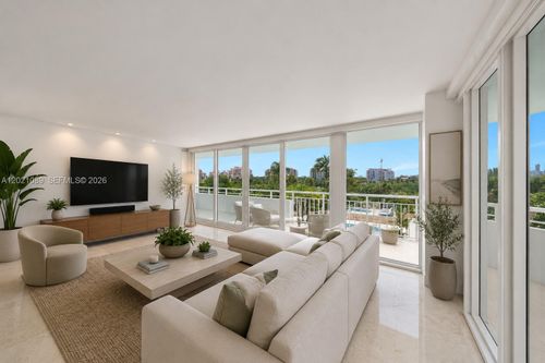 409-400 S Pointe Dr, Miami Beach, FL, 33139-7301 | Card Image