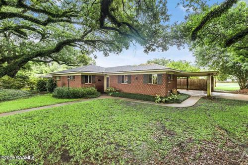 102 White Cir, Lafayette, LA, 70506-3258 | Card Image