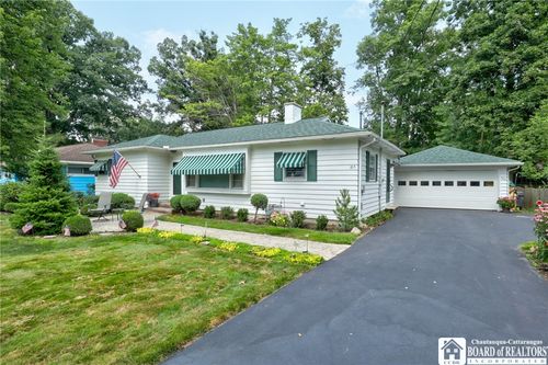 105 Winchester Rd, Lakewood, NY, 14750-1738 | Card Image