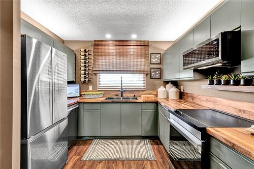 217-217 Grove Isle Cir, Vero Beach, FL, 32962-8532 | Card Image
