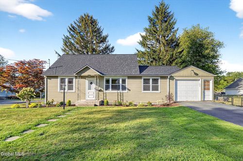52 Overlook Ave, Latham, NY, 12110-4538 | Card Image
