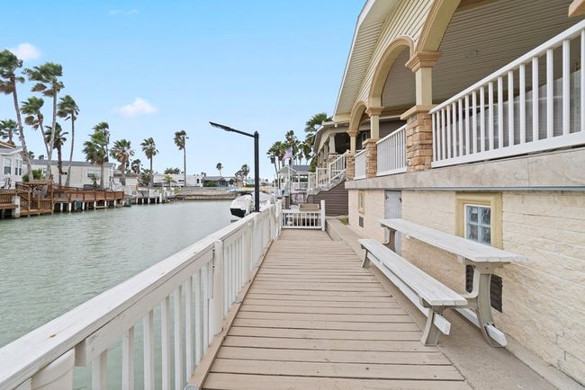 712 E Clam Circle, House other with 2 bedrooms, 2 bathrooms and null parking in Port Isabel TX | Image 22