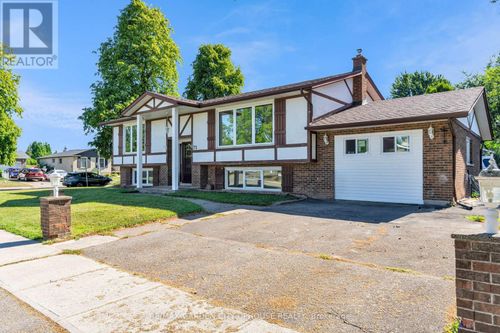 lower-71 Woodington Pl, Welland, ON, L3C2J1 | Card Image