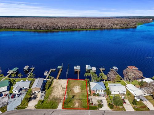 158 Beechers Point Dr, Welaka, FL, 32193-3424 | Card Image