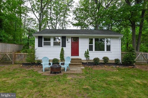 200 Southwood Rd, PASADENA, MD, 21122-4920 | Card Image