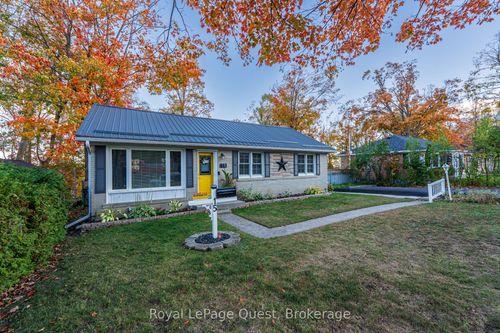 {{alt}} | Card Image