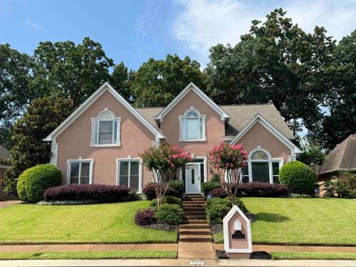 7598 Fairway Forest Dr, Memphis, TN, 38016 | Card Image