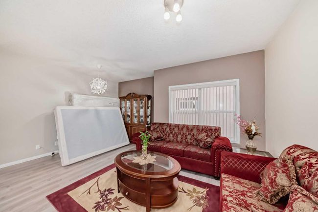 50 Skyview Shores Crescent Ne, Home with 4 bedrooms, 3 bathrooms and 2 parking in Calgary AB | Image 4
