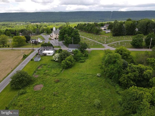 3295 Mountain View Dr, House other with 4 bedrooms, 2 bathrooms and null parking in DANIELSVILLE PA | Image 36