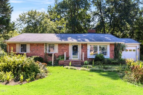 707 W Morris Cir, Dunn, NC, 28334-3726 | Card Image