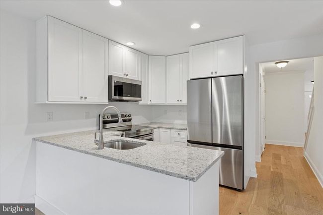 235 Copper Beech Dr, Townhouse with 3 bedrooms, 3 bathrooms and null parking in BLUE BELL PA | Image 13
