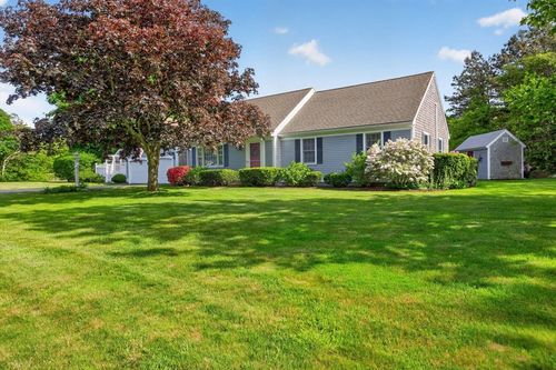 3 Crestview Dr, Harwich, MA, 02645-2650 | Card Image
