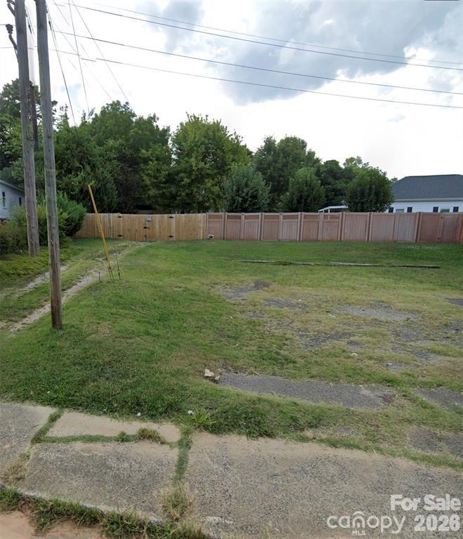 Land in Gastonia