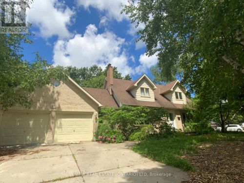 212 Chesham Place, London North (North K), ON, N6G3W9 | Card Image