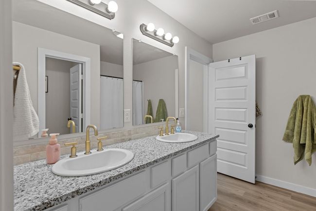 2021 Escalara St, House other with 4 bedrooms, 2 bathrooms and 2 parking in Midland TX | Image 22