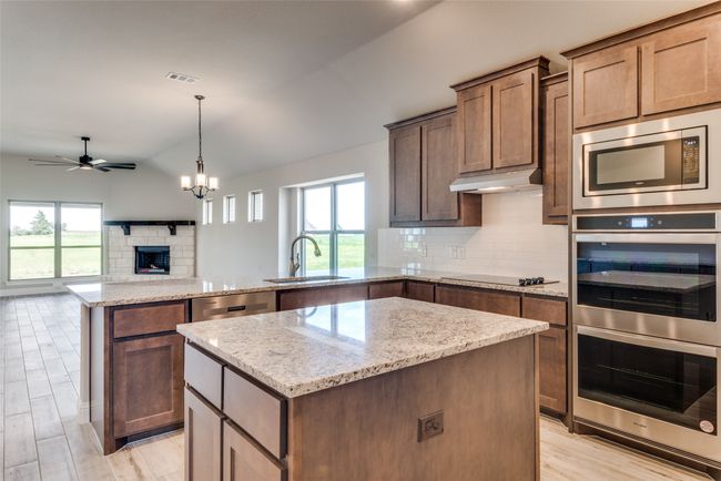 964 Shadow Valley Rd, House other with 4 bedrooms, 4 bathrooms and null parking in Whitesboro TX | Image 5
