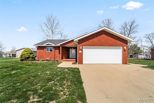 725 Lone Oak St, Saint Libory, IL, 62282-0326 | Card Image