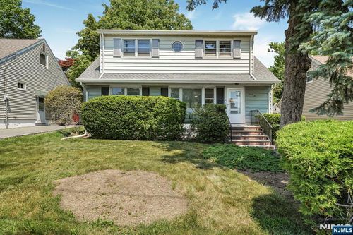 26 Briar Ln, Nutley, NJ, 07110-3002 | Card Image