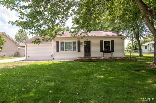 216 Sterling Dr, Moro, IL, 62067-1718 | Card Image