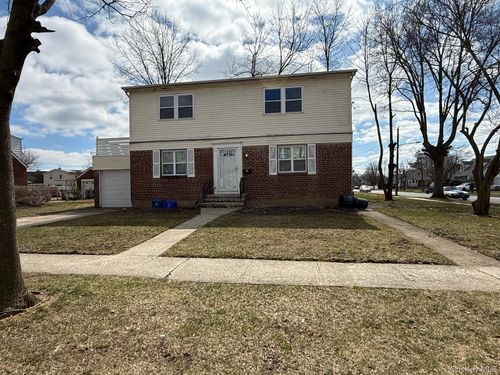 54 Kane Ave, Hempstead, NY, 11550-7043 | Card Image