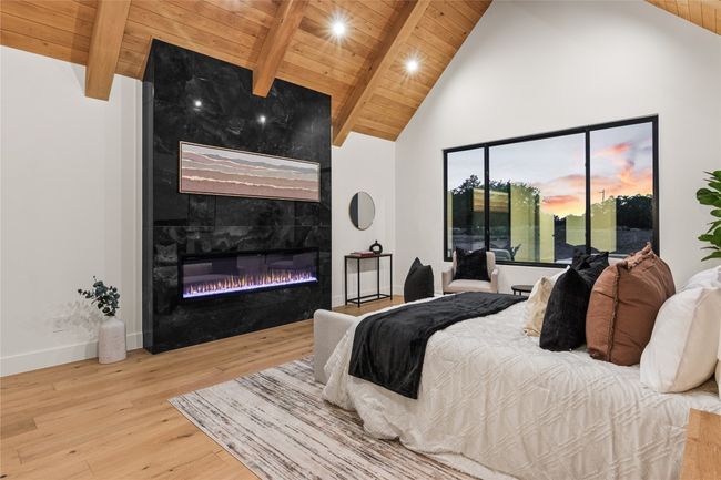 208 Stonegate Ln, House other with 4 bedrooms, 3 bathrooms and 5 parking in Dripping Springs TX | Image 21
