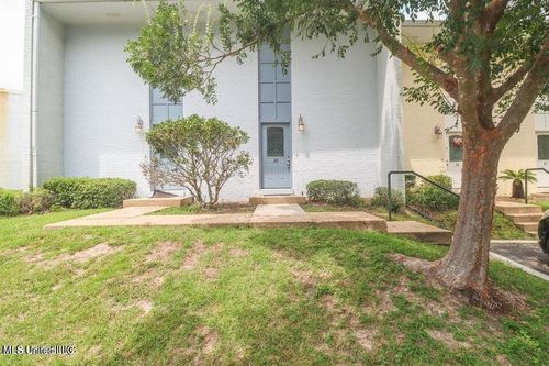 apt-39-3230 Cumberland Rd, Ocean Springs, MS, 39564-3215 | Card Image