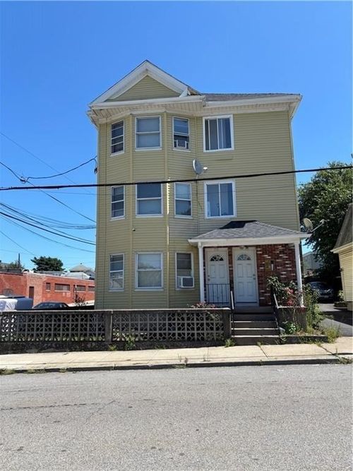 150 Newell Ave, Pawtucket, RI, 02860-4922 | Card Image