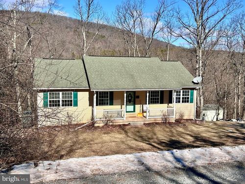 698 Pee Wee Ln, Cherry Run, WV, 25427-6623 | Card Image