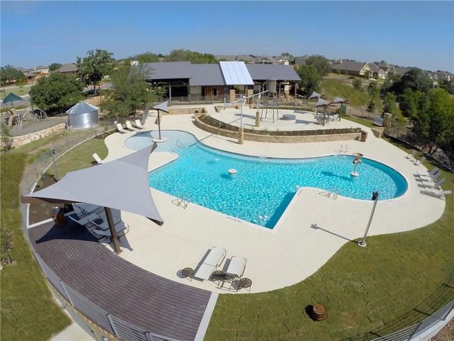 Resort like pool and splashpad to beat the summer heat! | Image 29